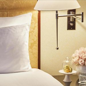 Deluxe Zimmer mit Kingsize-Bett